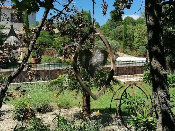 L'Autre Perle, Balneo En Supplement, Le Clos Des Perles Tourtour Exterior photo