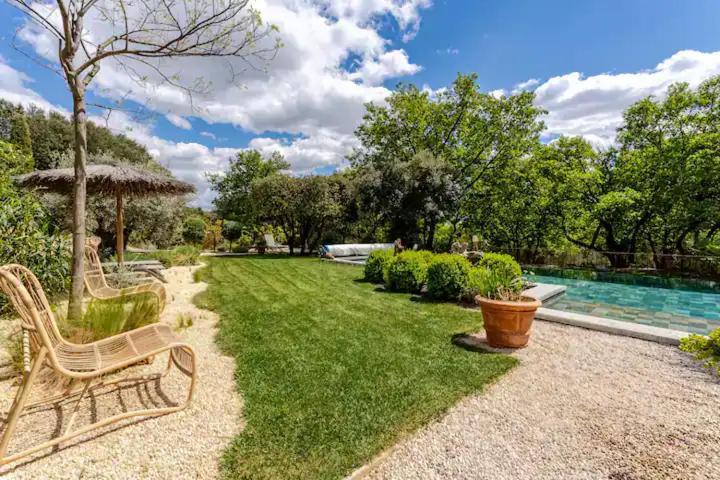 L'Autre Perle, Balneo En Supplement, Le Clos Des Perles Tourtour Exterior photo